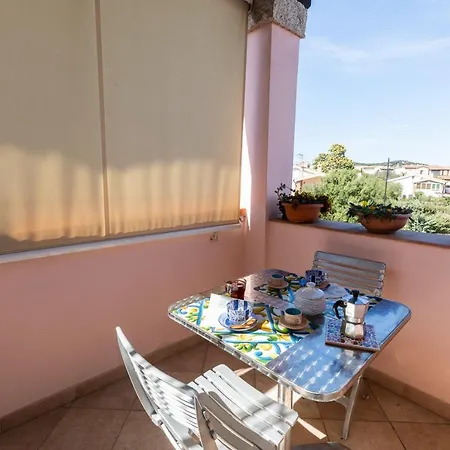 Apartment Villetta Giardini Di Bados 700mt Dalla