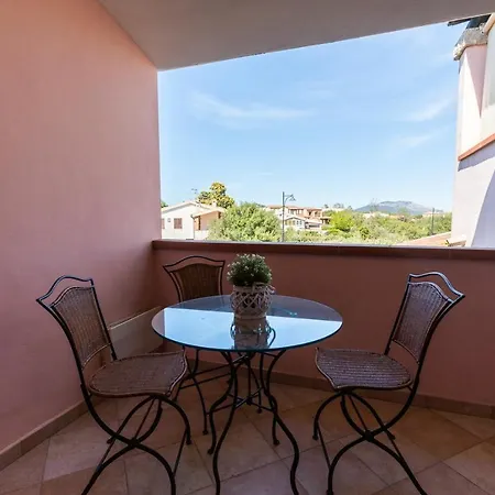 Villetta Giardini Di Bados 700mt Dalla