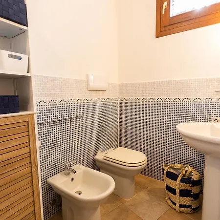 Villetta Giardini Di Bados 700mt Dalla Apartment Olbia